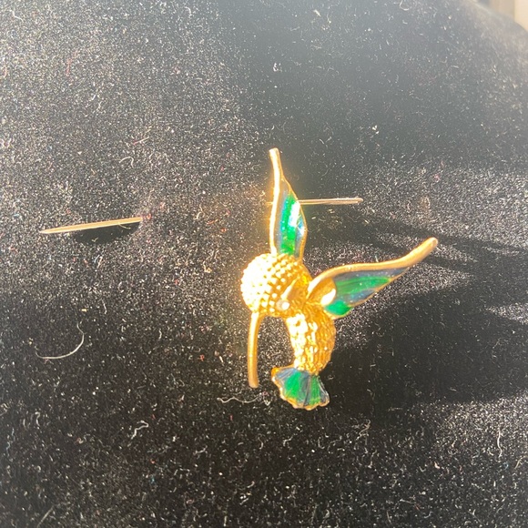 Rare! Vintage hammered metal and enamel hummingbird pendant - Picture 4 of 5